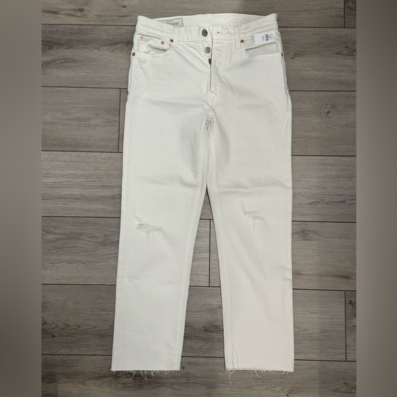 Gap High Rise Destructed Cheeky Straight Jeans - Picture 2 of 5